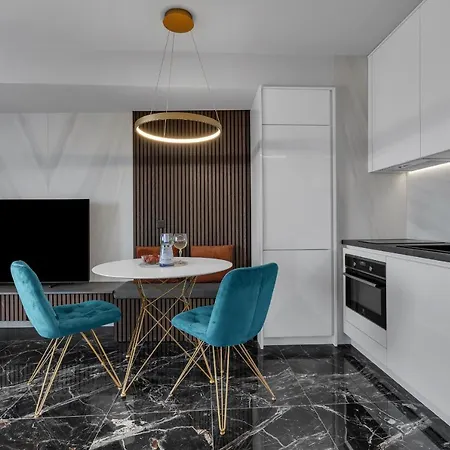 Apartament Lux Dolce - Private Hottub *